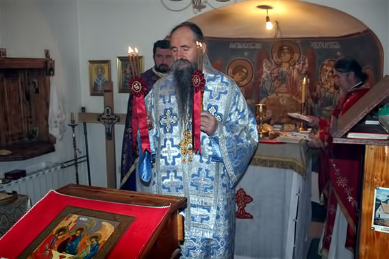 Материце молитвено прослављене у манастиру Мајсторовина 