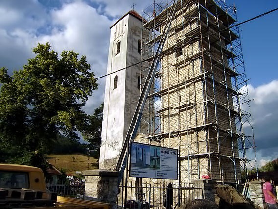 Обнова јужне куле звоника на Цркви Светих Апостола Петра и Павла у Бијелом Пољу