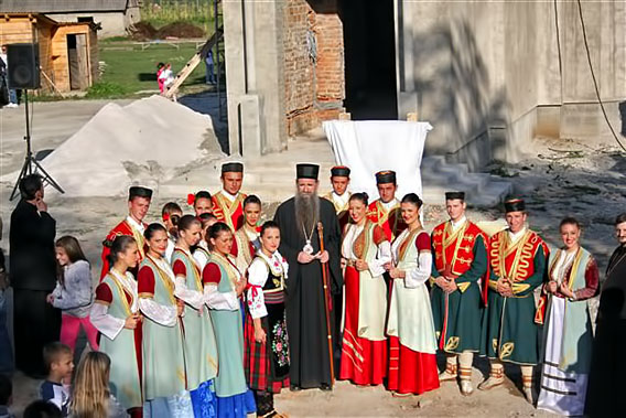 Освећење крста за храм Светог Евстатија Српског у Трепчи код Андријевице
