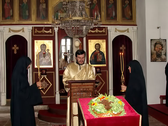 Крстовданска Литургија у Жупском манастиру