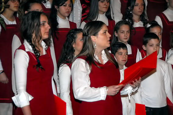 Концерт хора Преподобне мати Ангелине у славу Рођења Христовог 