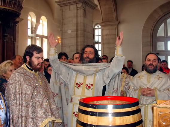 Крстовдан у Никшићу прослављен литургијским сабрањем