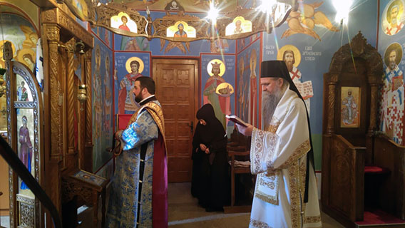 Владика Јоаникије служио Свету Литургију у манастиру Шудиково