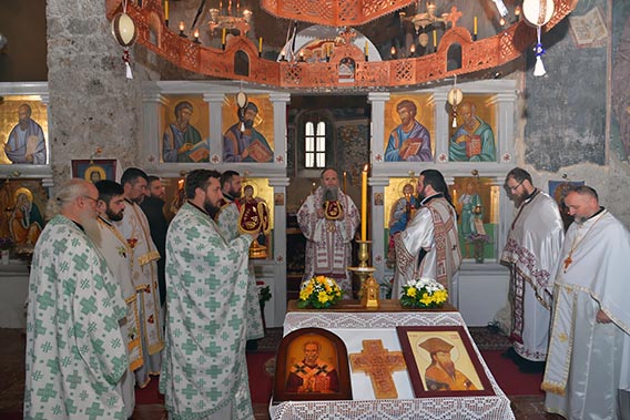 Прослављен Свети Стефан Дечански, ктиторска слава манастира Бања Прибојска