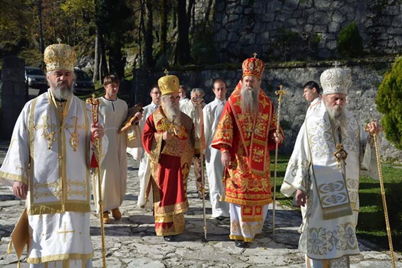 На Цетињу прослављен празник Светог апостола Луке и Светог Петра Цетињског