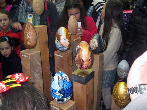 Традиционална изложба васкршњих јаја