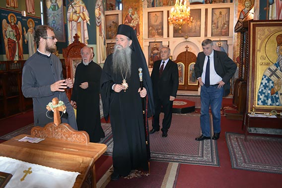 Епископ Јоаникије одслужио Литургију у манастиру Милешева