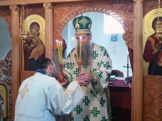 Епископ Јоаникије на Духовски понедјељак служио Литургију на Полици код Берана
