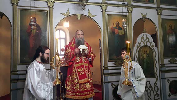 Епископ Јоаникије на Крстопоклону недјељу служио Литургију у Андријевици