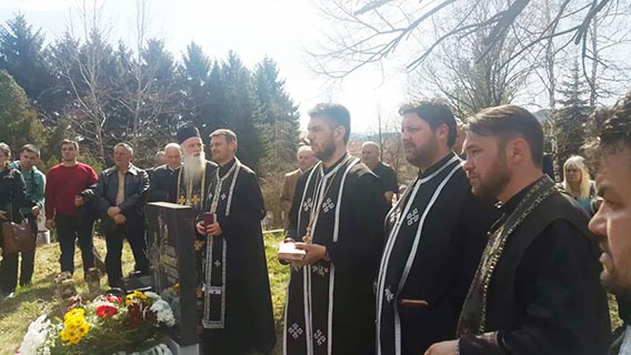 Епископ Јоаникије одслужио помен Јелени Шаулић