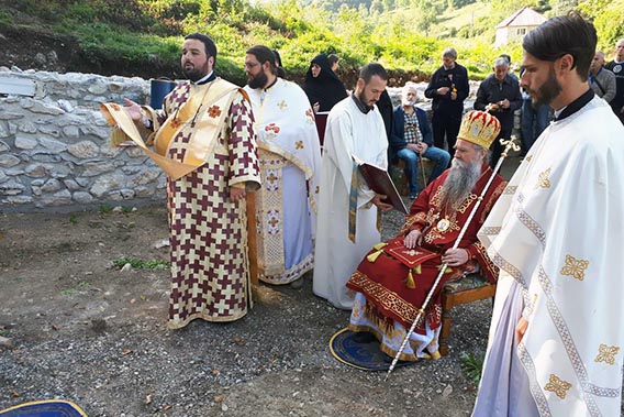Света Архијерејска Литургија у Самограду