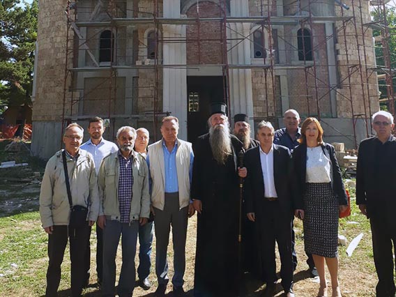 Преосвећени Епископ Јоаникије обишао радове на изградњи Саборног храма у Беранама