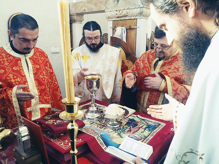 Прослављена слава цркве Светог Евстатија у Трепчи