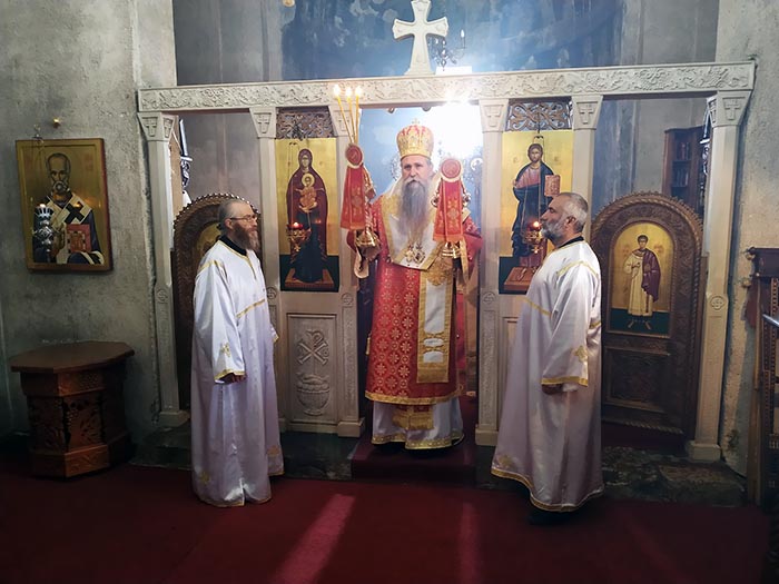 Велики четвртак у манастиру Ђурђеви Ступови