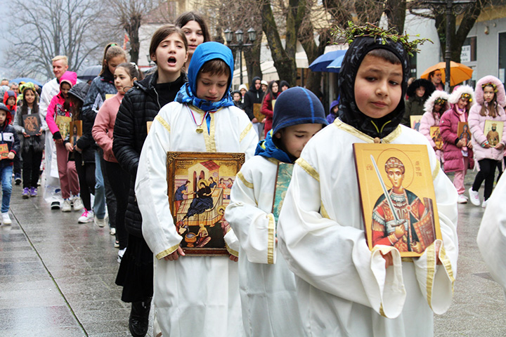 Традиционална Литија на Цвијети одржана у Бијелом Пољу Бијелог Поља 