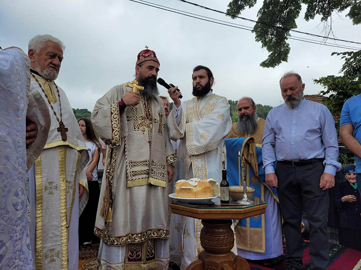 Прослављен слава Саборног храма Светих апостола у Бијелом Пољу