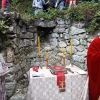 Епископ Јоаникије служио Литургију на темељима храма Воздвижења Часног Крста у Павином Пољу 