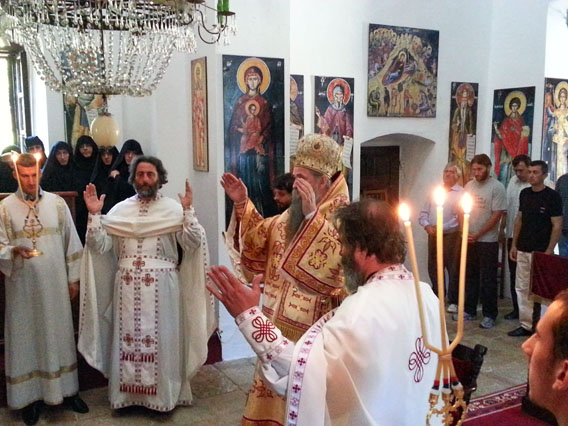 Литургијско сабрање у Жупском манастиру