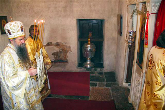 Литургијско сабрање на Недјељу жена Мироносица у манастиру Ђурђеви Ступови