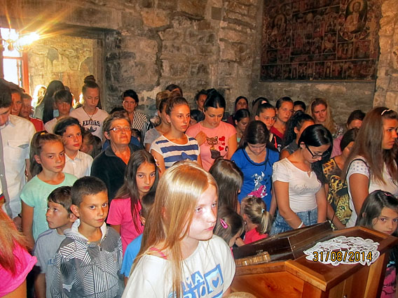 Молебани у Црквама Сетог Николе и Светих Петра и Павла