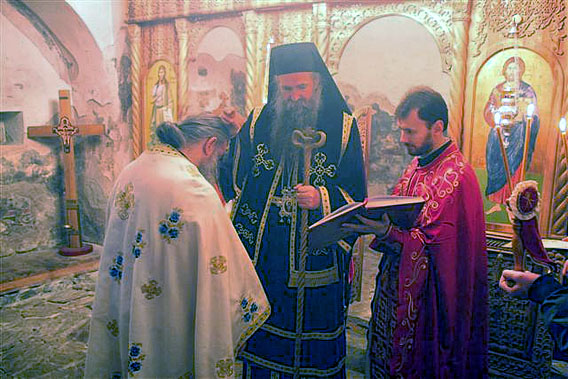 Литургија Пређеосвећених дарова у манастиру Брезојевица