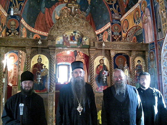 Владика Јоаникије посјетио манастир Бијела