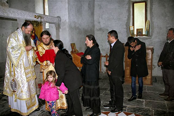 Света Архијерејска литургија у манастиру Свете Тројице у Мајсторовини