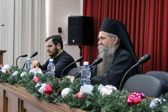 Предавање владике Јоаникија у Кузбаској богословији