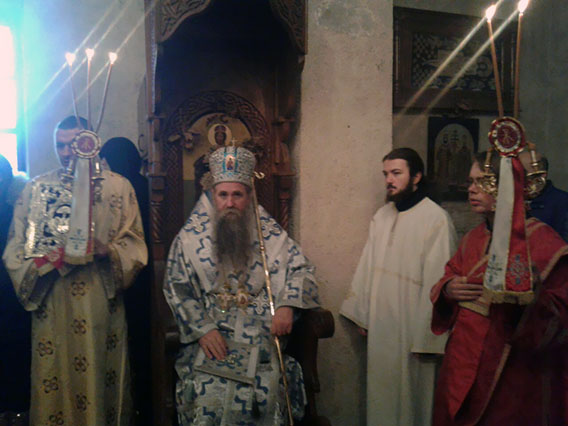 Владика Јоаникије, на празник Светих отаца, служио Литургију у манастиру Ђурђеви Ступови