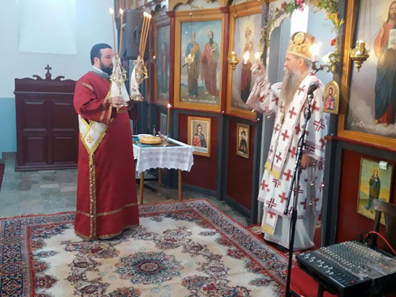 Епископ Јоаникије на Петровдан одслужио Литургију у Сјеници