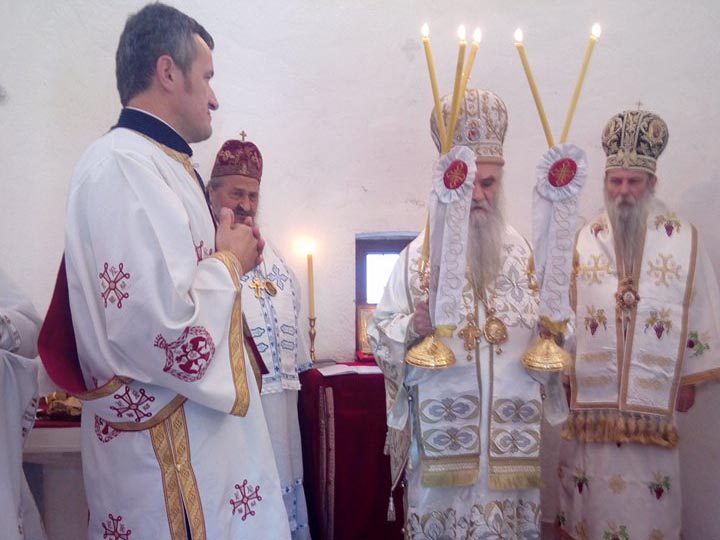 У пивским Долима служена Литургија и одржана сједница Одбора за Јасеновац Светог Архијерејског Сабора СПЦ