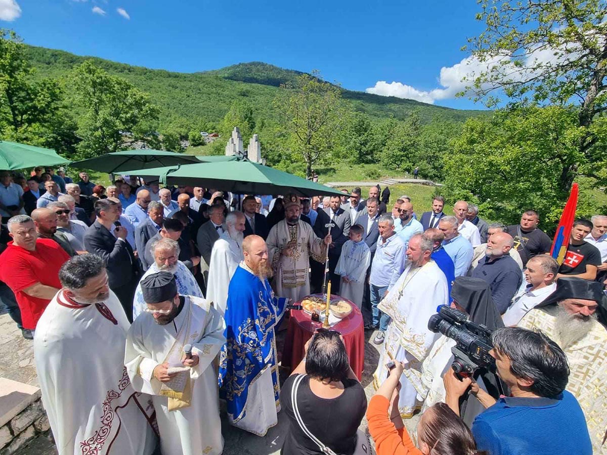 У Долима прослављени новомученици Пивски