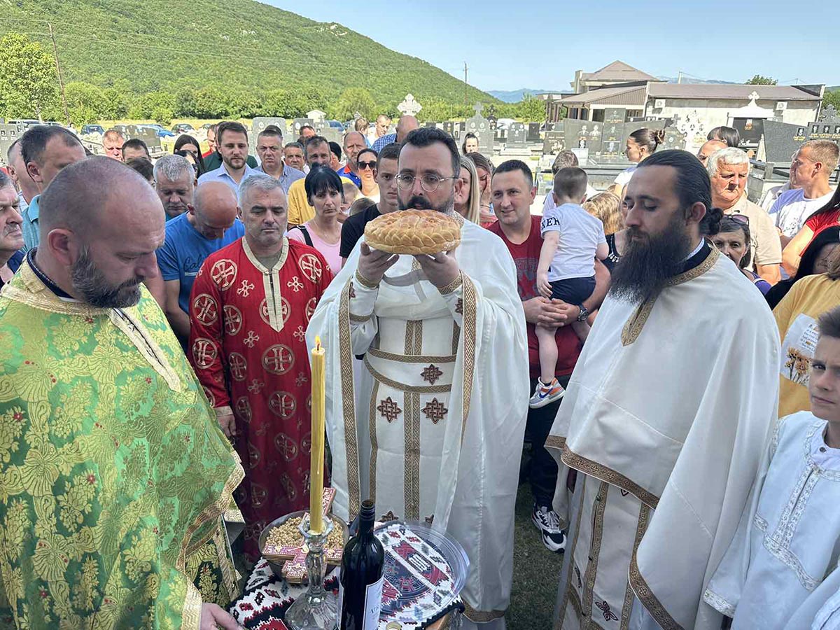 Слава цркве на Лукову