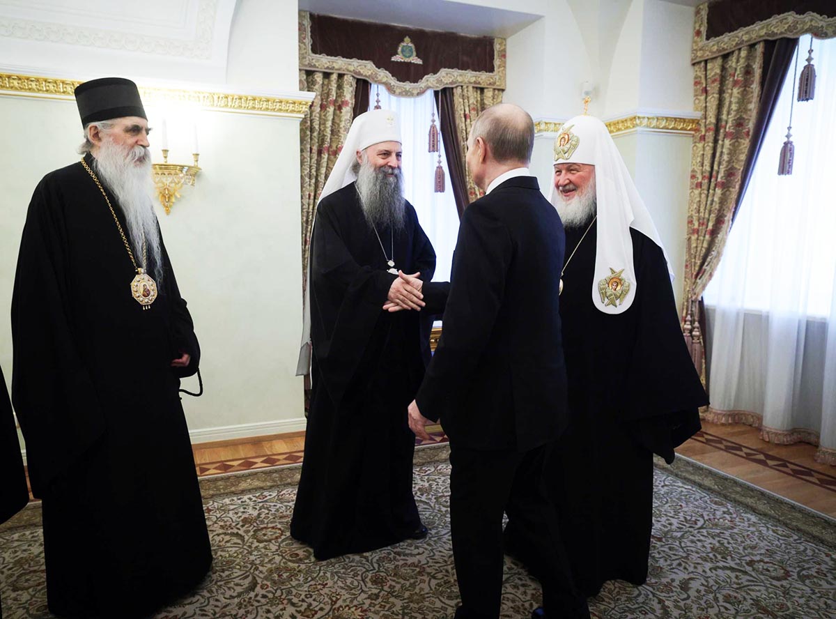 Патријарх Порфирије разговарао са председником Руске Федерације Владимиром Путином Патријарх Порфирије разговарао са председником Руске Федерације Владимиром Путином