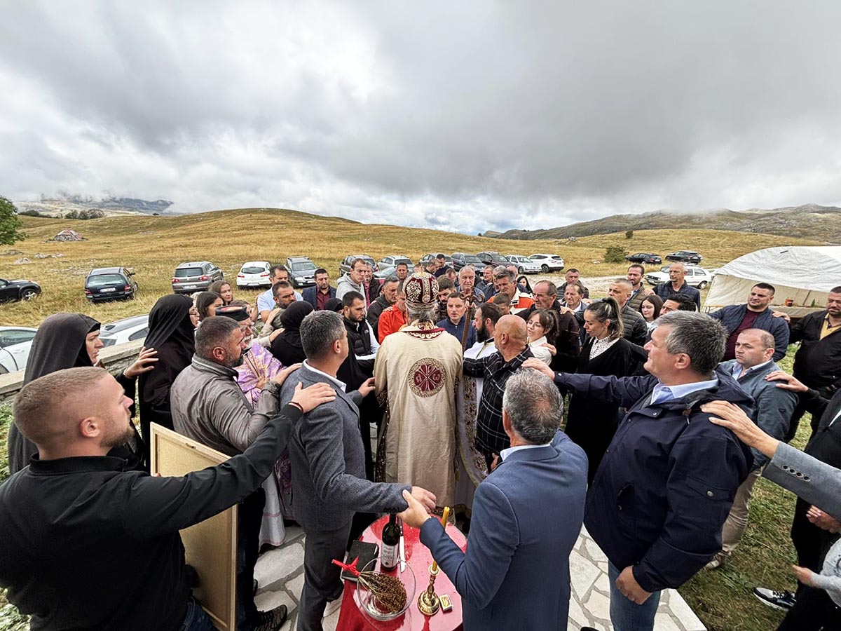 Прослављена слава храма Светог архиђакона Стефана у Крњој Јели