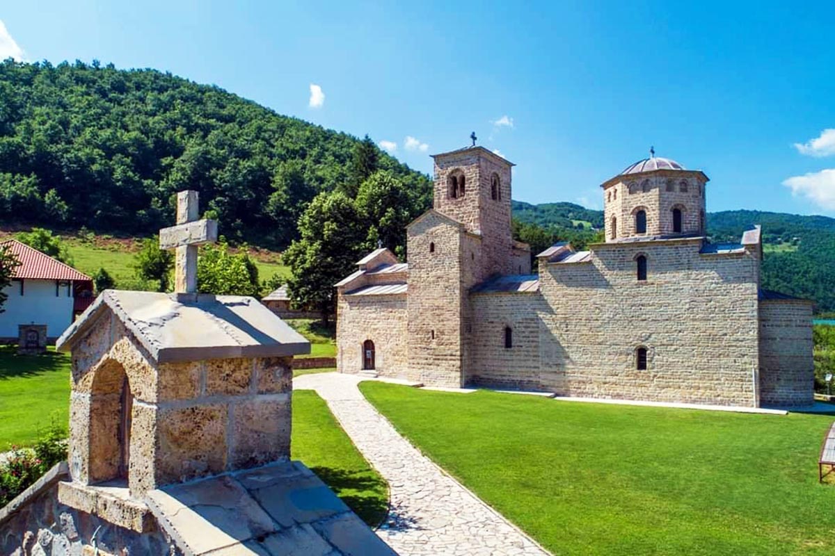 Позив на саслушање игумана манастира Ђурђеви Ступови