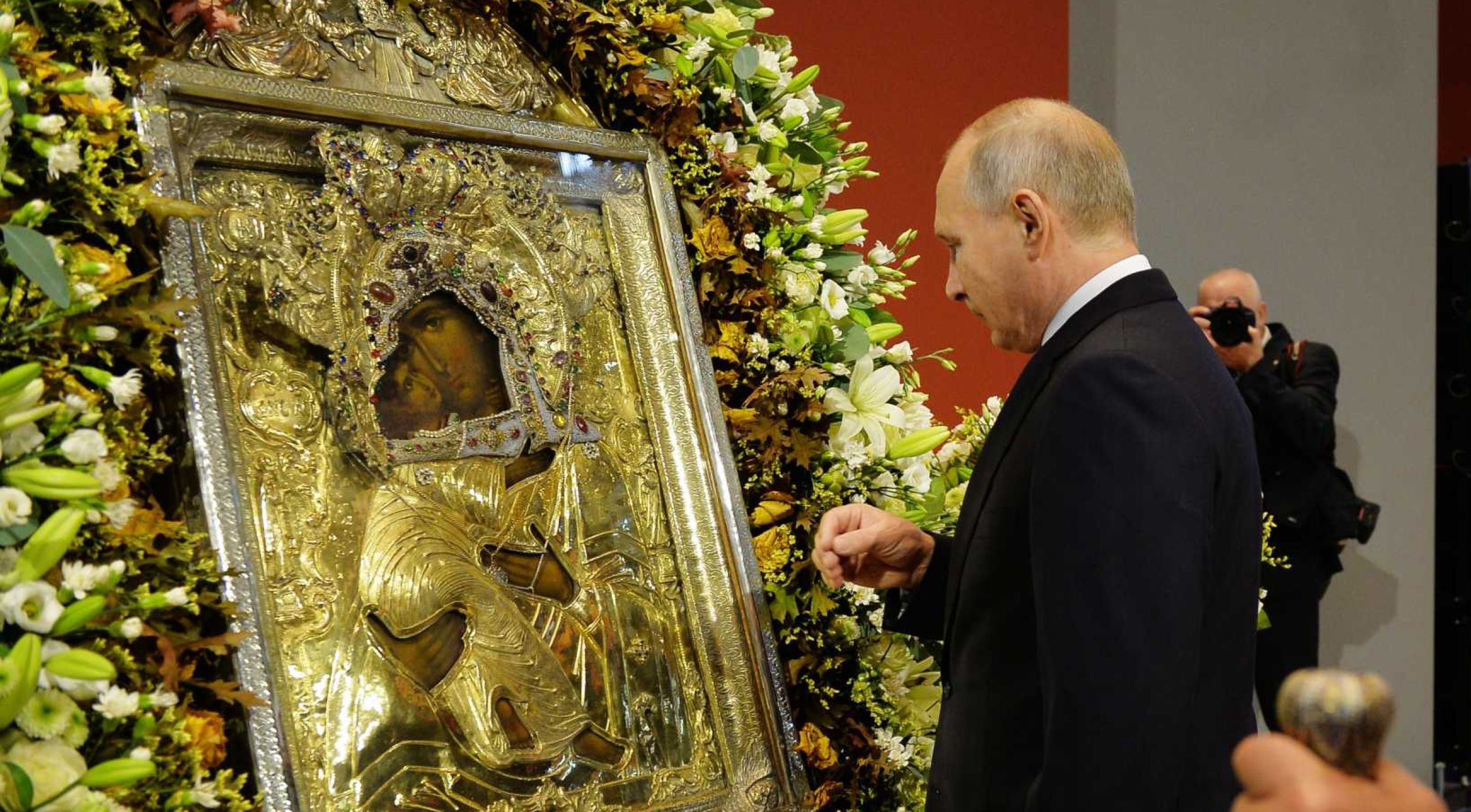 Честитка Патријарха српског г. Порфирија председнику Руске Федерације