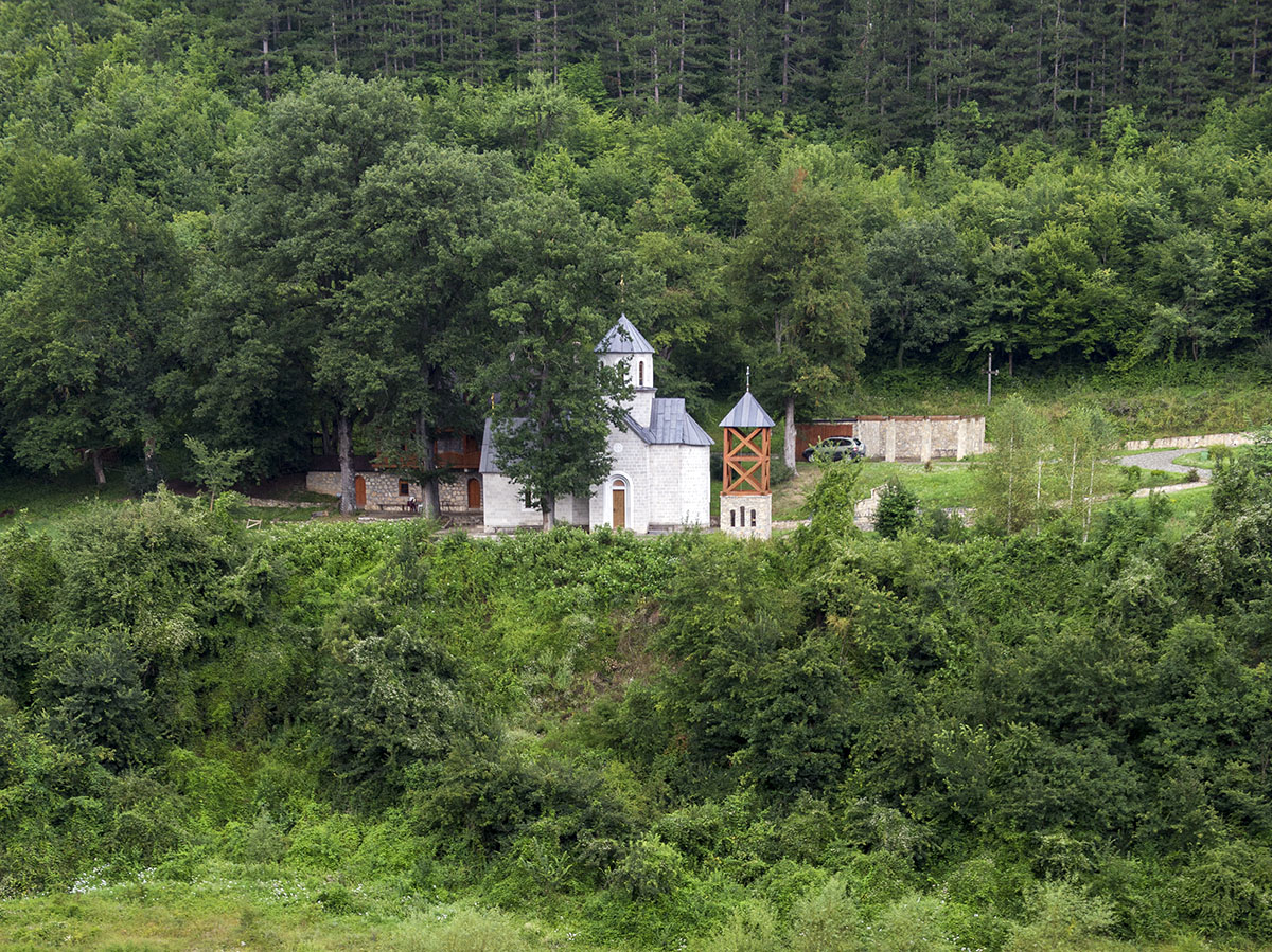 НАЈАВА: Света Архијерејска Литургија у манастиру Шудикова