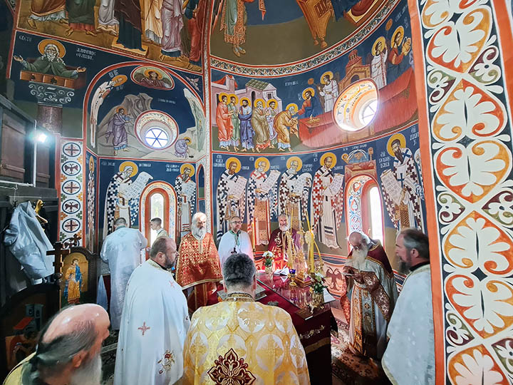 Прослављен празник Рођења Пресвете Богородице - слава манастира Косијерево