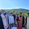 Osvećenje krstova i zvona za crkvu Svetog Ilije u selu Muževice u Banjanima