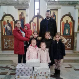 Божићни пакетићи за дјецу у Епархији будимљанско-никшићкој
