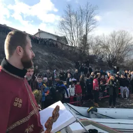 Бјелопољац Марко Дробњак први је допливао до Часног крста у ријеци Лим, на Сињавцу код Бијелог Поља