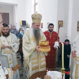 Црква Светог Eвстатија у Трепчи прославила храмовну славу