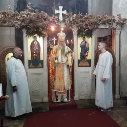 Поноћна Божићна Литургија у манастиру Ђурђеви Ступови