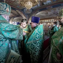 Свечано прослављена слава храма Светог Серафима Саровског у Полисаеву