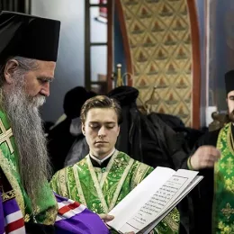 Свечано бденије у Покровском манастиру