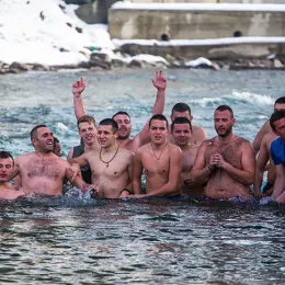 Богојављенско пливање за Часни крст у Епархији будимљанско-никшићкој