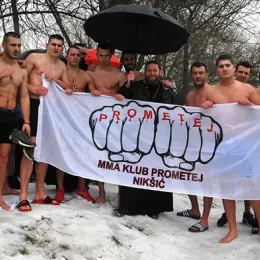 jan-2019-liturgija-i-plivanje-za-casni-krst-u-niksicu