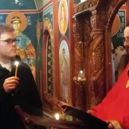 Света Литургија и налагање бадњака у Калудри