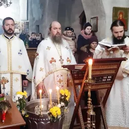 Крстовдан у Ђурђевим ступовима